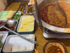 -黔哆哆地摊酸汤火锅(清湖店)