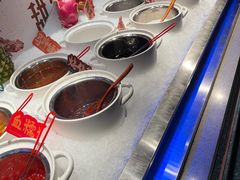 -芝小官毛肚火锅海鲜自助(苏州吴江区万宝店)