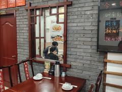 -湖南人家湘菜馆(镇江路店)