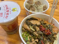 -刘祖富卤粉(洪湖总店)