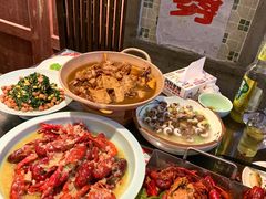 金汤蒜蓉大虾-阿财老铺·老蚌埠龙虾城(华夏总店)