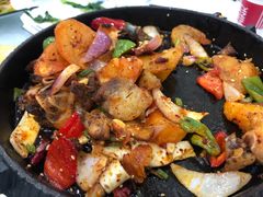 -撒拉人家.酸菜牦牛肉火锅