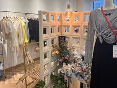 -眷顾自助服装工作室(中南金石国际广场A座店)
