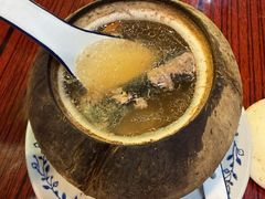 椰子（原个）炖竹丝鸡-達揚原味燉品(文明路店)