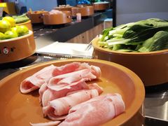 -龍歌自助小火锅(市南金茂湾店)