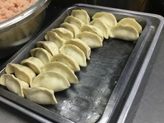 -黄阿姨锅贴大王(万航渡路店)