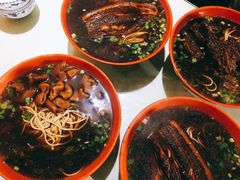大肉面-小龙大肉面馆