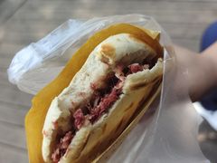 腊牛肉夹馍-杨天玉腊牛羊肉店