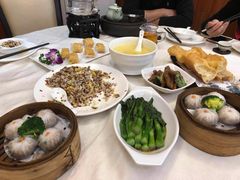 -万山楼海鲜酒家·二十三年老字号