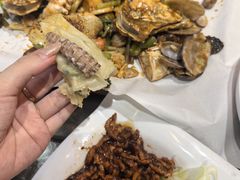-东来菜馆•手抓海鲜家常菜•海鲜锅贴(鸽子窝店)