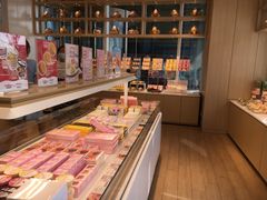 -好利来(世纪广场店)