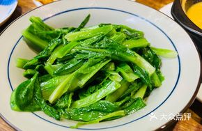 Pork Stir-fried with Water Spinach