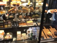 面包甜点陈列柜-星巴克(厦门乐群广场分店)