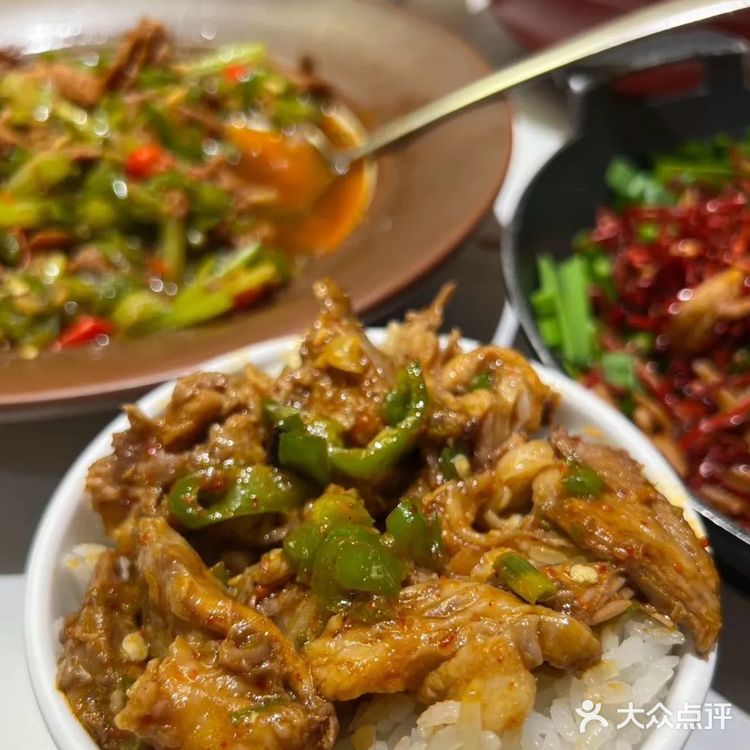 香辣江西小炒地道美味必尝