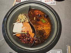 -生活如沸·顺德水牛奶火锅(大学路店)
