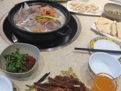 -九寨沟特色牦牛肉汤锅