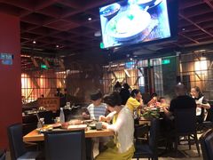 大堂-老墙根涮肉·铜锅·烧烤(欢乐谷·王四营店)