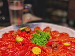 -沪小胖小龙虾(淮海中路旗舰店)