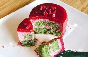Cherry Matcha Mousse Cake