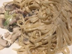 卡波娜娜奶油汁扁意粉-半秋山西餐厅(巴南万达广场店)