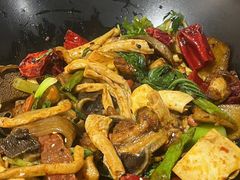 -食乐佳麻辣香锅(森林摩尔商业街区店)