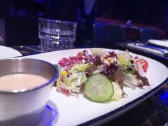 素菜色拉-MOSSO德国餐厅·音乐酒吧(环宇荟店)