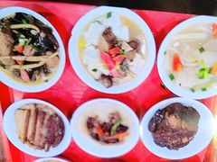 -蓝田九大碗民俗食府(蓝田店)