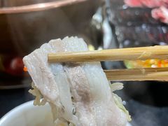 -果松木炭酸菜铜火锅·外婆参鸡汤