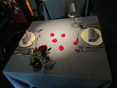 -弦月窗LUNETTE BY AMANDA(复兴路店)