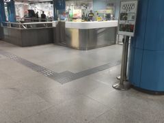 -汉中路(地铁站)