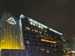 -深圳龙华大浪商业中心亚朵X酒店
