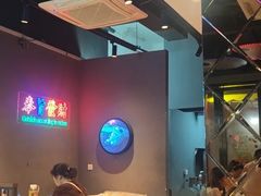 -老街烧烤大排档·地道湖北菜·龙虾馆(汉口火车站店)