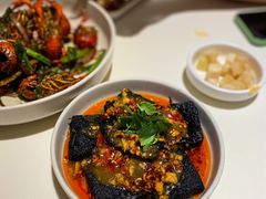 -龙巢盱眙龙虾·牛蛙·烧烤宵夜(八卦岭店)