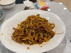 -汗腾格里·风味餐厅(新疆驻京办店)