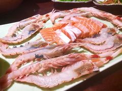 三文鱼腩拼斯干比-馬蘭花開(车站大道店)