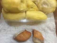 榴莲-云峰水果大卖场(汉口西路店)