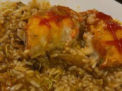 肥牛土豆饼咖喱饭-金龙咖喱