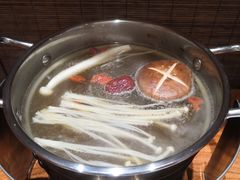 -独食火锅·半米屋台(直营总店)