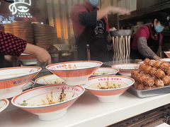 -钟方模白家肥肠粉(春熙店)