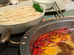 -廖掌柜·重庆鲜货火锅(上海首店)