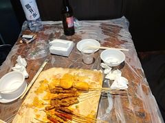 -老街烧烤大排档·地道湖北菜·龙虾馆(汉口火车站店)