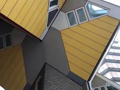 -立体方块屋