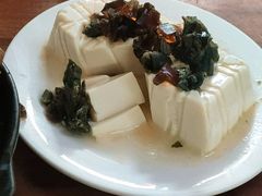 皮蛋豆腐-宝瑞门钉肉饼店