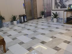 -香山湖华璋大酒店(新浦路店)