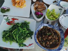 -七的湖·晚芳亭·阳澄湖农家菜·大闸蟹(莲花岛店)