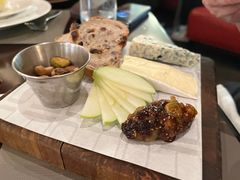 -db Bistro & Oyster Bar by Daniel Boulud(滨海湾金沙店)