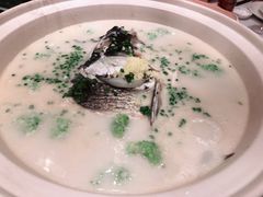 泉水珊瑚鱼头煲-小厨娘淮扬菜(六合欢乐港店)