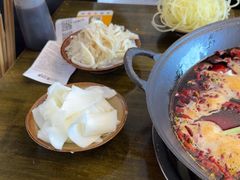 -黄潇洒老火锅(九眼桥宏济巷店)