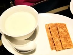 莲子蛋白杏仁茶-北京四季酒店·采逸轩