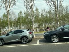 -哈尔滨大剧院